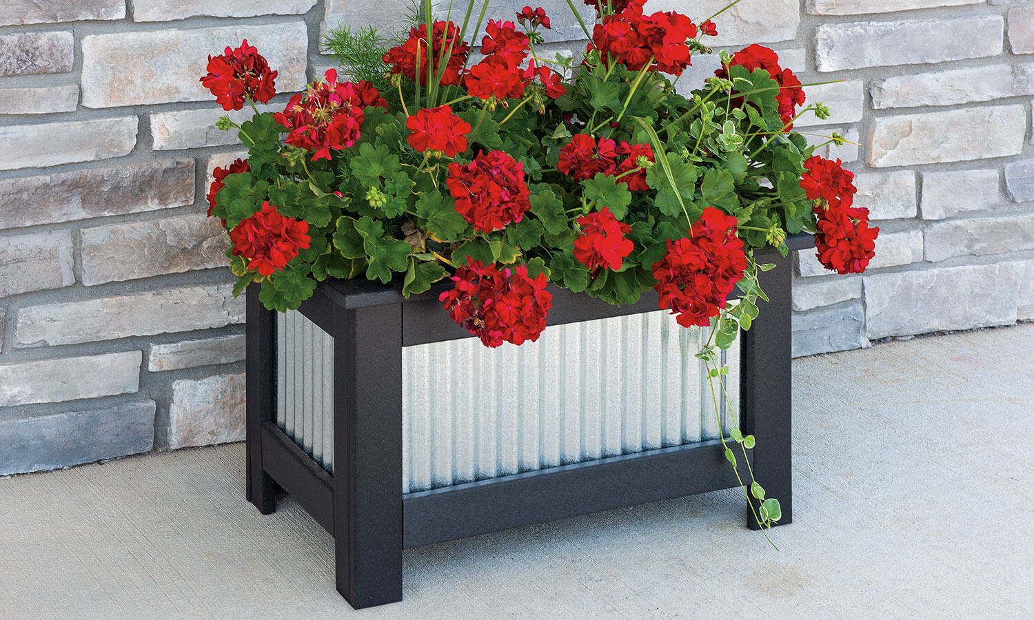 EC Woods Herb and Flower Poly Patio Planter with Metal Sides